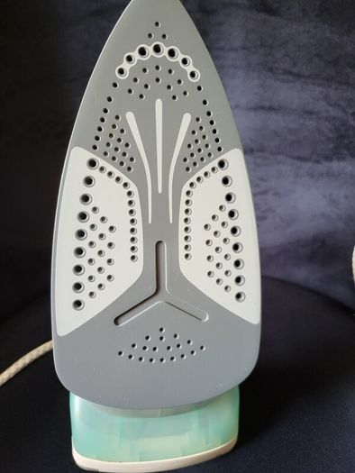 Steam iron