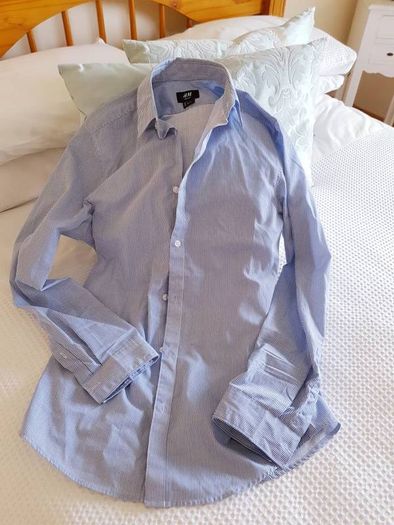 H&M Mens Shirt - Size S