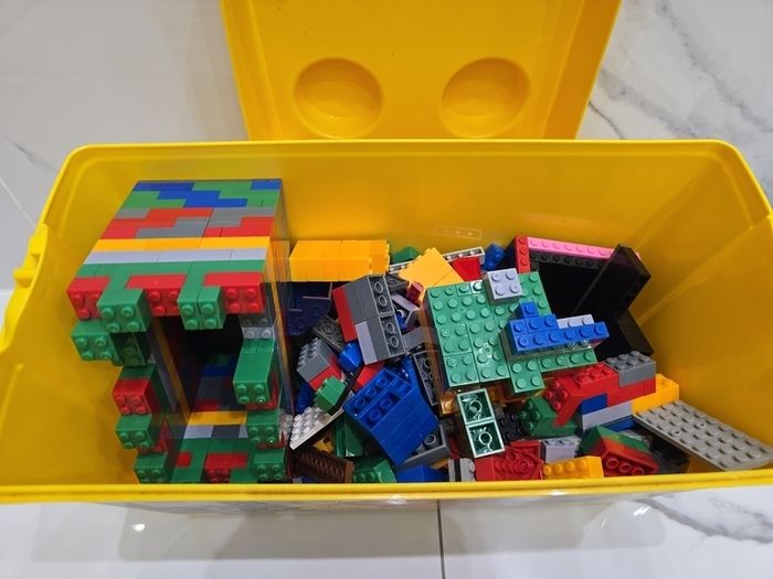 Building blocks, not LEGO