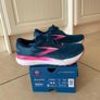Brooks runners size 7.5 Image 2