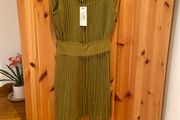 Green dress size 8