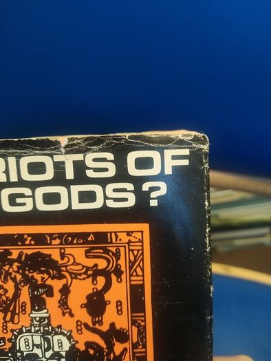 Chariots of the Gods? - Erich Von Daniken