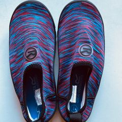 Water shoes for kids size UK1