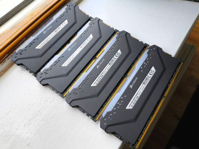 MSI MPG Motherboard X570 Gaming Plus AM4 + 32GB ( 4x8GB) DDR4 Corsair Vengeance RGB Pro 3000MHz CL15