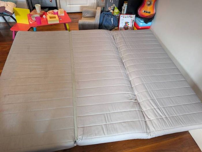 futon