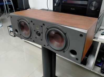 Dali Concept Center speaker