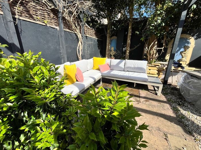 Sun loungers