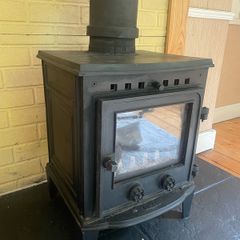 Solid wood stove