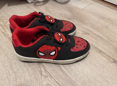 Spider-Man trainers size 3 boys
