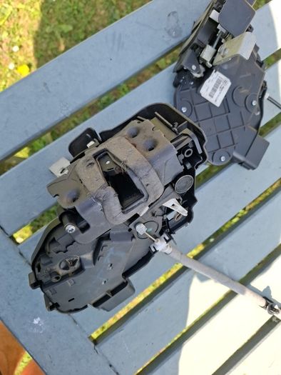 Ford Mondeo  Central Locking Mechanisms x2