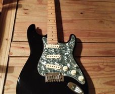 Vintage Strat Hohner ST59 Pro (Last chance, Low Price)