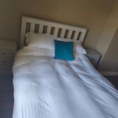 Double bed and two bedside lockers