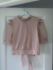 Ladies top