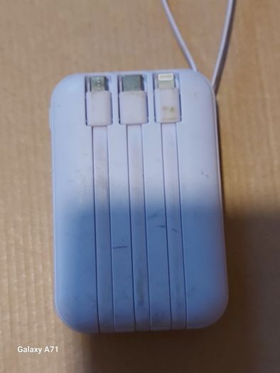 Compact Powerbank, 3 charging sources (USB, USB b, and USB c) and 4 cabled connection outputs (USB, USB b, USB c, and Apple) Plus Torch