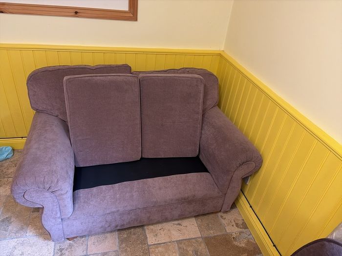 couch 2 seater