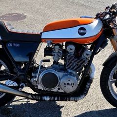 Yamaha XS 750 modified.
