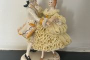 Dresden figurines. Pristine condition, rare piece. Collectible item