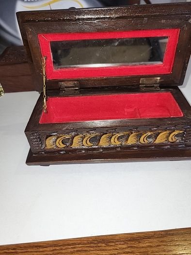 Jewellery box antique