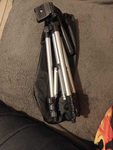 Mini camera tripod