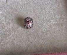 Pandora  sparkly flower charm in great condition