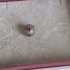 Pandora  sparkly flower charm in great condition