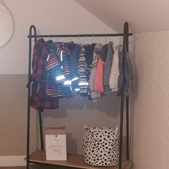clothes rail