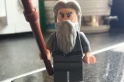 Lego GANDALF Minifigure Lego L O T R Minifigure