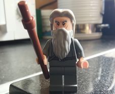 Lego GANDALF Minifigure Lego L O T R Minifigure