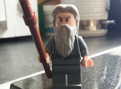 Lego GANDALF Minifigure Lego L O T R Minifigure