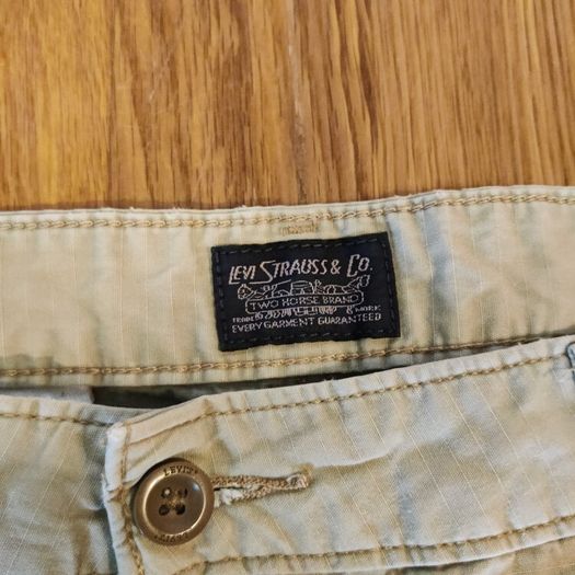 Levis Tan Shorts (W38)