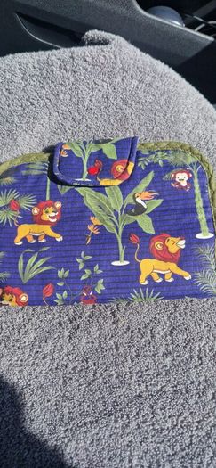 childs litte case handy for there bits for school