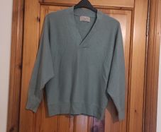 Paul Costello 100% cashmere sweater