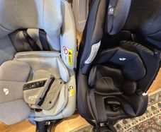 TWO i-spin 360 car seats