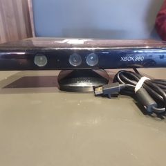 XBOX 360 Kinect (read description)