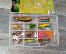 30 Piece Fishing Bait Set.