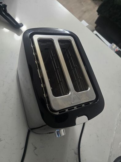 Blaupunkt Illuminating 2 Slice Toaster - Black