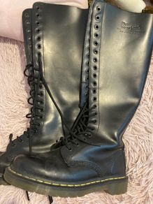 De Martens 1420 boots