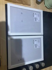 2 pictures frames