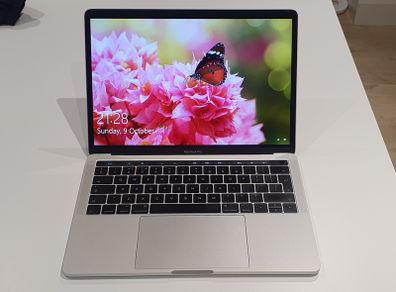 ##Price Drop ## Apple Macbook Pro (A1706) 2017 Intel i5-6267U 2.9GHz 8GB RAM