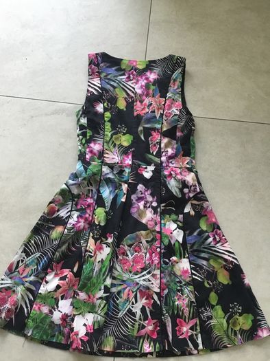 Ladies dress size 8 Brand New