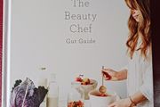 The Beauty Chef / Gut Guide / Carla Oates / 2019