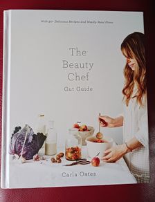 The Beauty Chef / Gut Guide / Carla Oates / 2019