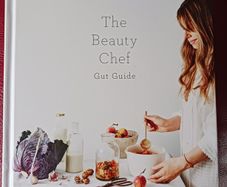 The Beauty Chef / Gut Guide / Carla Oates / 2019