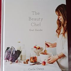 The Beauty Chef / Gut Guide / Carla Oates / 2019