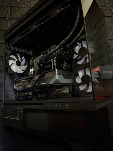 High End Gaming PC | RX 9070 XT 16GB / Ryzen 7800x3d / DDR5