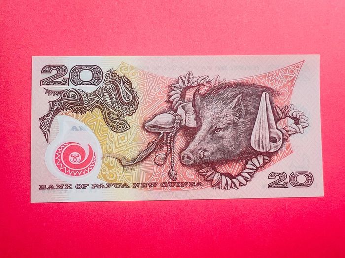 Papua New Guinea  20  Kina  2004  Commemorative Issue. Pick  27  Scarce . ( Uncirculated )