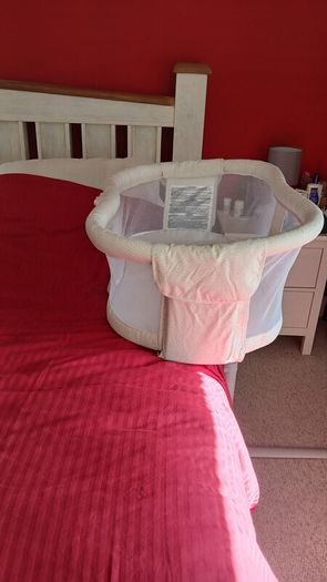 Halo Bassinet Swivel 360 Premier series over bed cot
