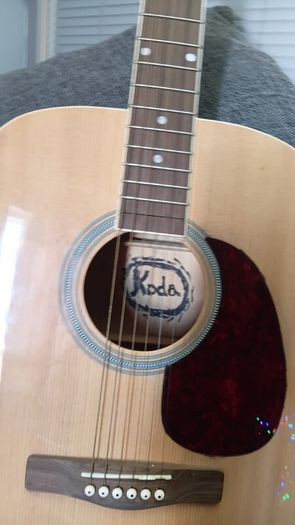 Koda Acoustic Guitar