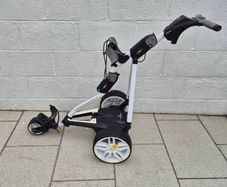 Powakaddy GPS golf trolley