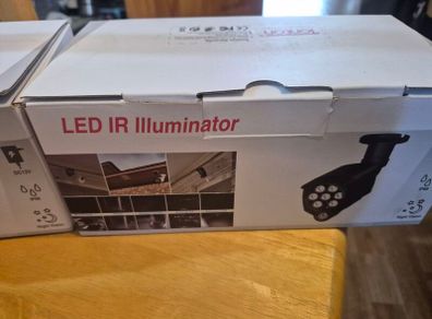 2 Led Ir Illuminators  -  extends night vision